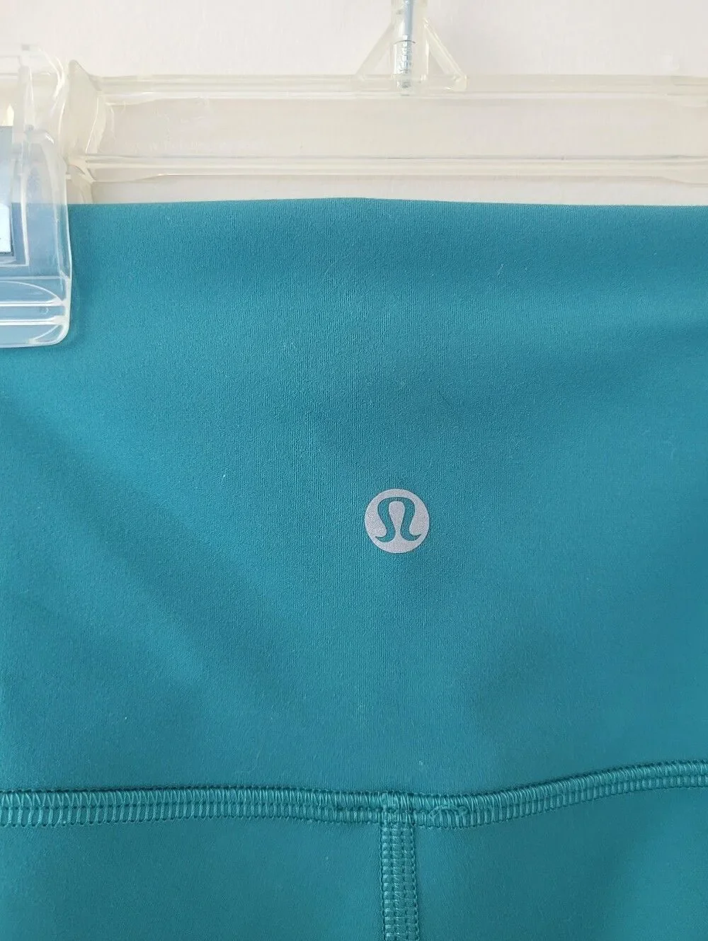 LULULEMON Wunder Train high rise 8